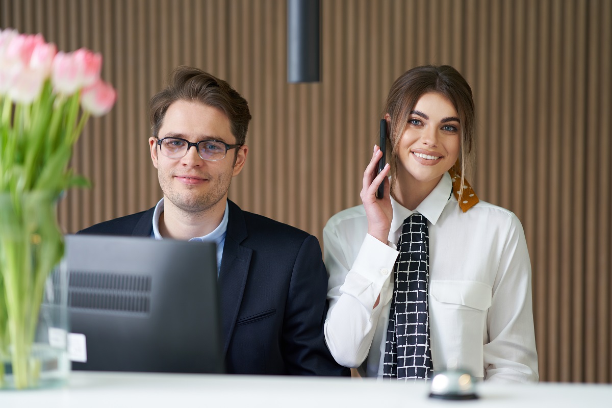 Funções de Recepcionista: entenda quais são